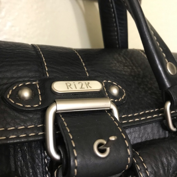 Leather Small  buckled bag style ( Made in UK ) - Picture 2 of 4